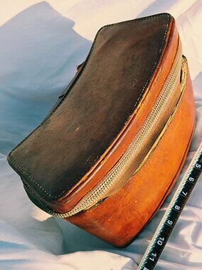 Antique Leather Box Case Damaged Patina Zipper 1940s 1950s Finish Felt Lined